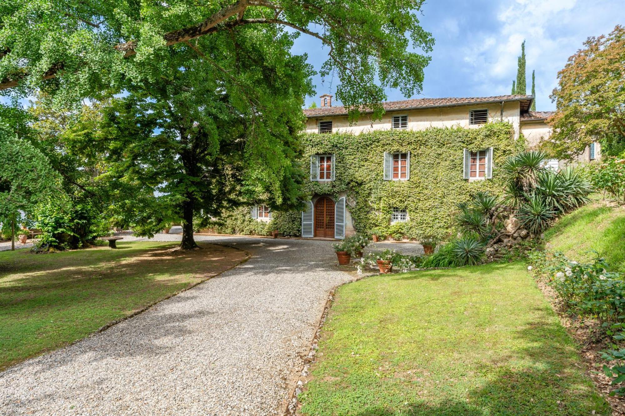 Agriturismo Mansi Bernardini لوكا المظهر الخارجي الصورة