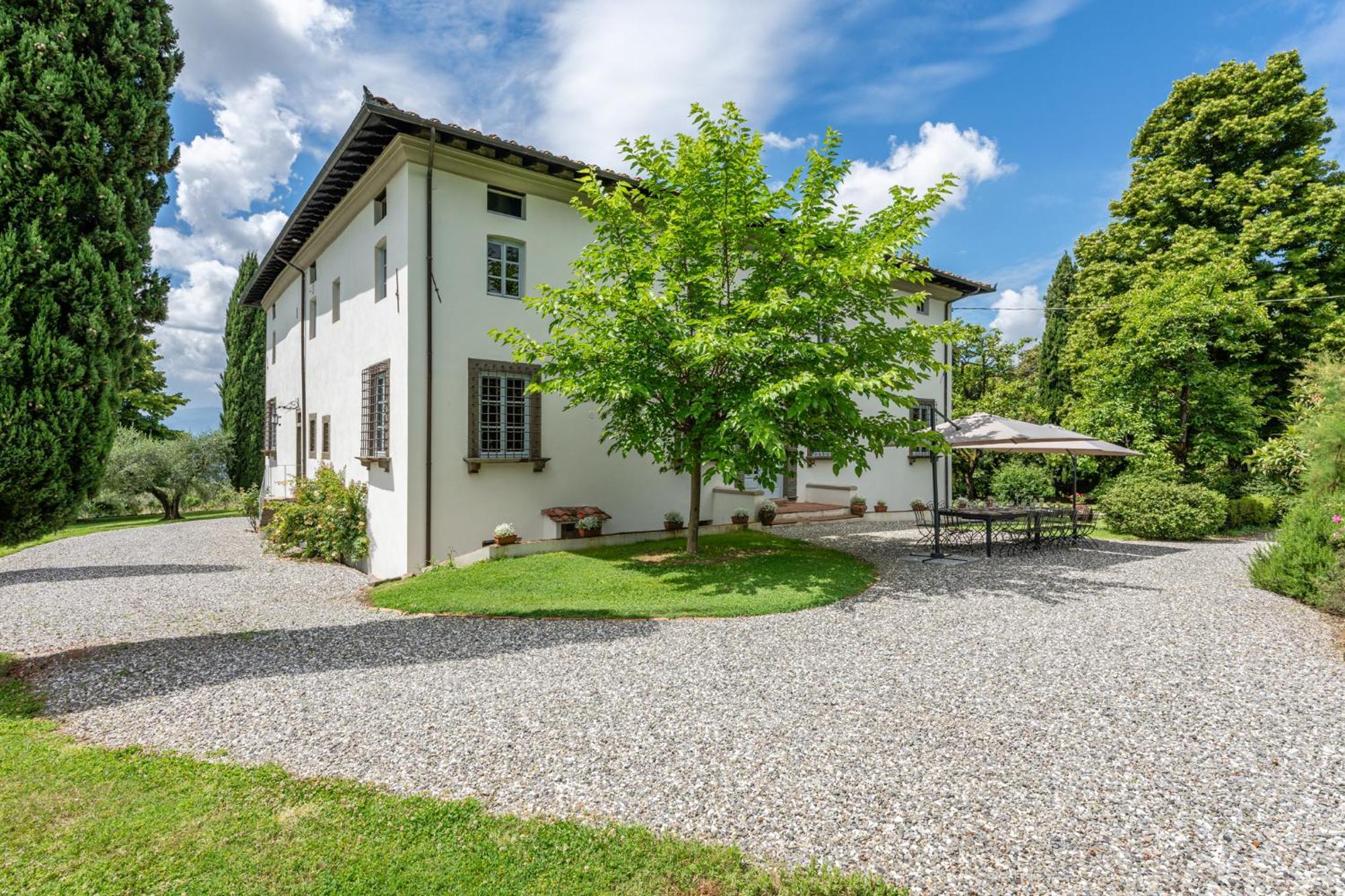 Agriturismo Mansi Bernardini لوكا المظهر الخارجي الصورة