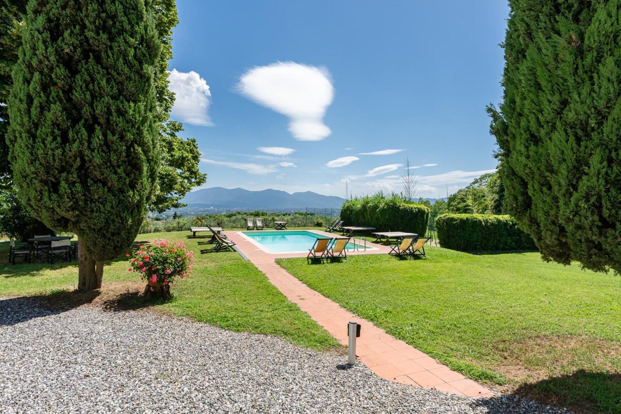 Agriturismo Mansi Bernardini لوكا المظهر الخارجي الصورة