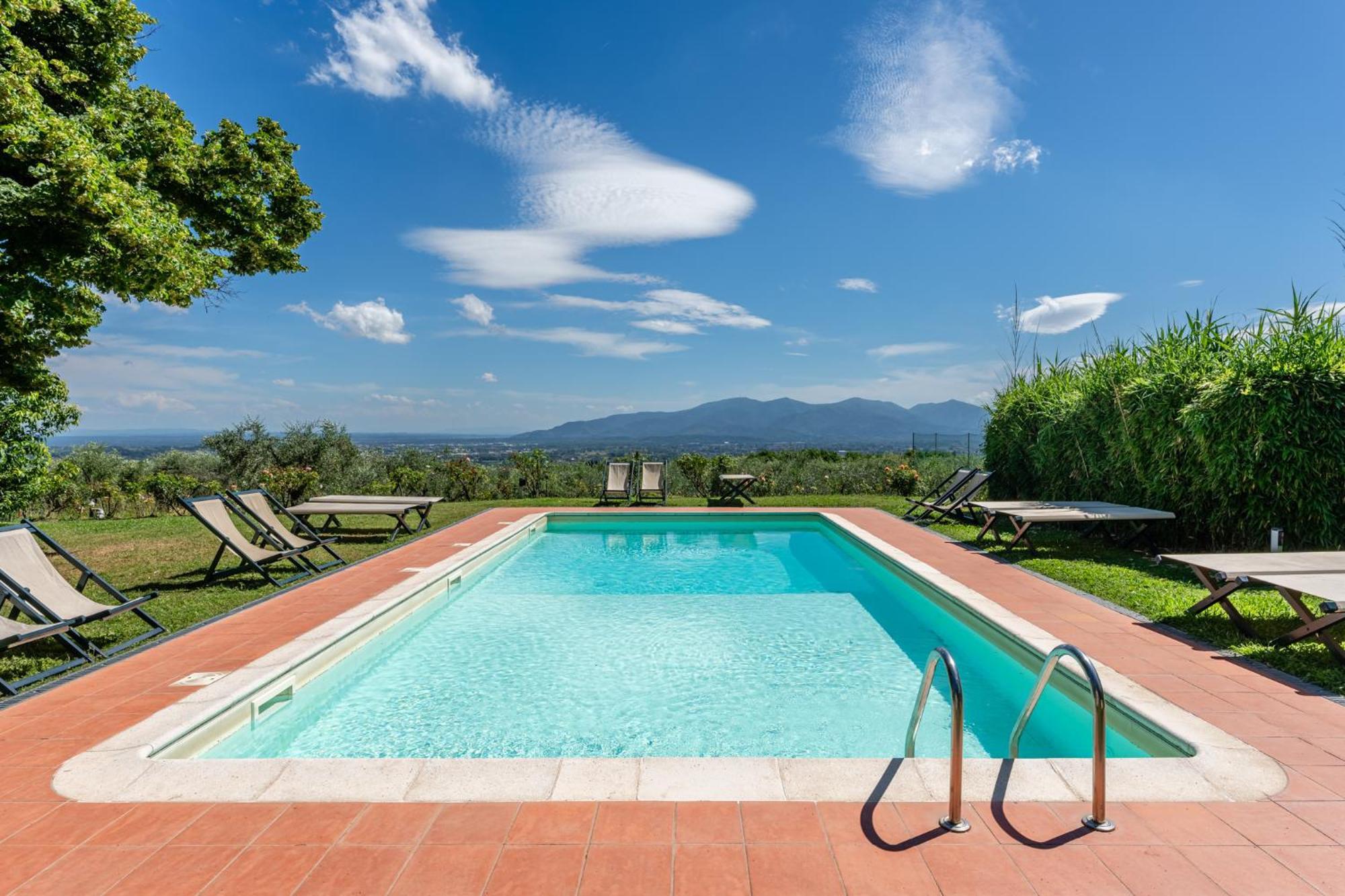 Agriturismo Mansi Bernardini لوكا المظهر الخارجي الصورة